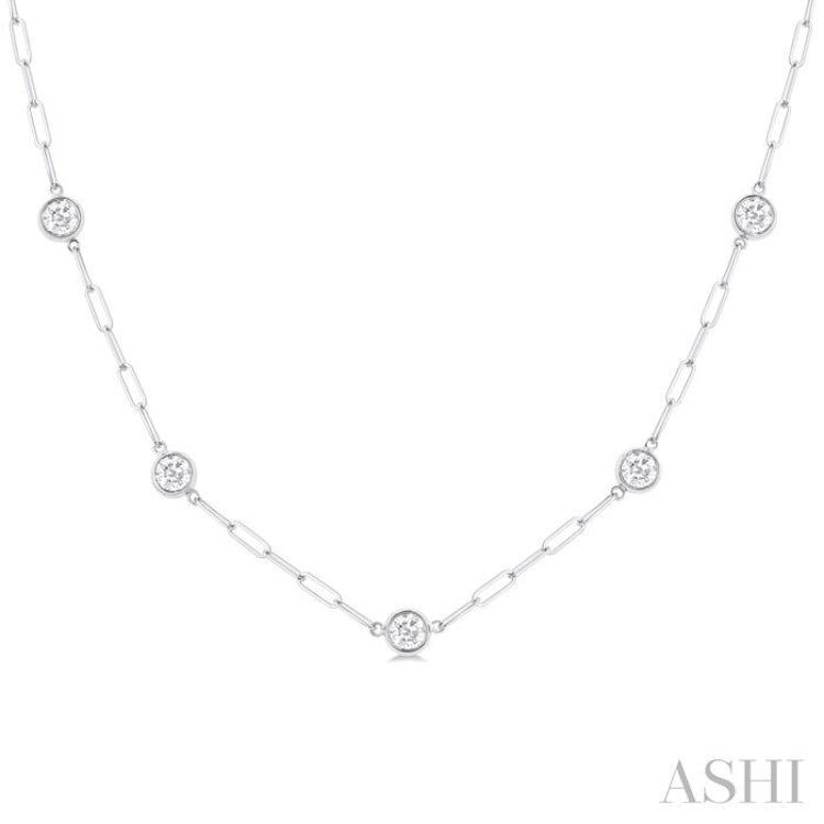 1 1/2 Ctw Bezel Set Round Cut Diamond Paperclip Station Necklace in 14K White Gold