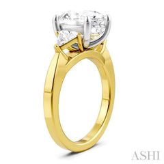1/2 Ctw Oval Shape Trillion Cut & Round Cut Diamond Semi-Mount Engagement Ring in 14K Yellow and White Gold