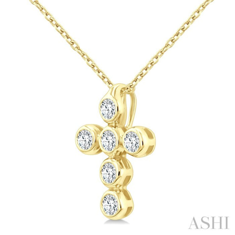1/6 Ctw Round Cut Diamond 6-Stone Bezel Set Cross Pendant With Chain in 14K Yellow Gold
